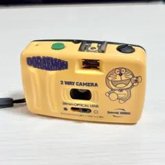 ★ konica ドラえもん　フィルムカメラ　非売品　他2点フィルムカメラ Konica ドラえもんカメラ - メルカリ