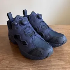 Reebok インスタ ポンプフューリー 95 （ネイビー）