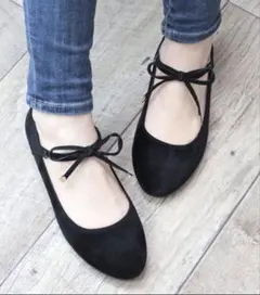 ゴムフィットレースフラットパンプス