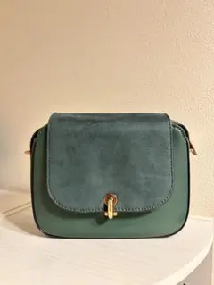 Charles&Keith ショルダーバッグ 深緑 ゴールド美品 日本未入荷