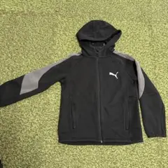 PUMA パーカー　140cm