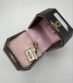 Item thumbnail for item 35e12571-510b-420c-be0c-3dd36c1d76b5