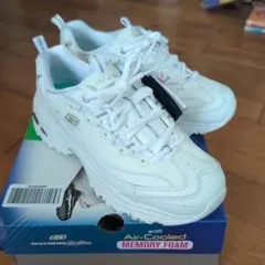 ひとみさん専用Skechers ホワイトスニーカー