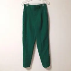 GU　ストレッチテーパードパンツ