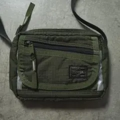 美品 PORTER ミニショルダーバッグ リフレクター カーキ 吉田カバンのサムネイル