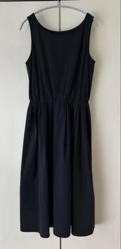 DEAR DANSKIN 黒 ノースリーブ ひざ丈ワンピース