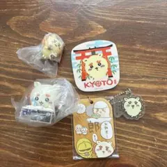 ちいかわシーサー　バッジ　時計フィギュア　キーホルダーセット