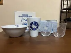ハローキティ　コップ　どんぶり　グラス