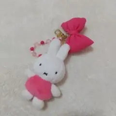 Item thumbnail for item 4eec5f4d-88fb-449d-8ba5-4641adb003f4