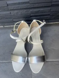 エスペランサ　シルバー　ホワイト　ローヒールサンダル