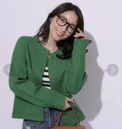 アプワイザーリッシェ　金釦ノーカラーニットジャケット