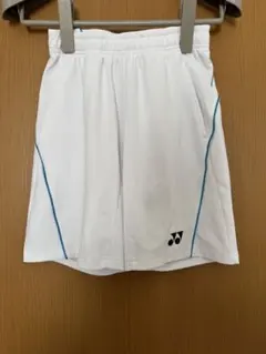 YONEX ホワイト　ハーフパンツ　数回のみ　SS