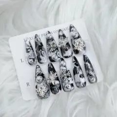 ♡韓国　y2k 黒　白　マーブル　十字架　惑星 ネイルチップ 現品 ♡