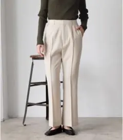 LOWRYS FARM アイボリースラックス