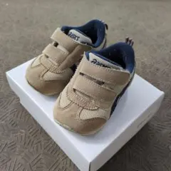 ASICS ベージュ SUKUSUKU 13.0