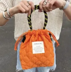 【新品未使用】しまむら　MAYO コラボ　オレンジ キルティング 巾着バッグ