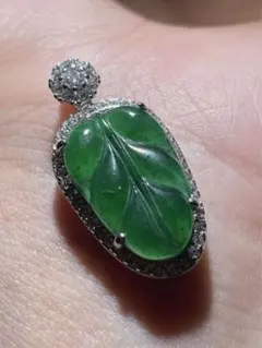 鑑別書付・ピンクベース緑模様55mm天然ミャンマー産本翡翠バングル58167