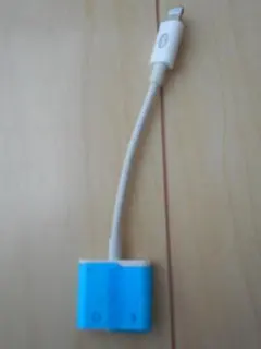 【中古品】iPhone 変換アダプター（3.5mm＆Lightning）