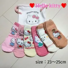 HELLO KITTY❤️　ソックス（6足セット）ベロア巾着ポーチ付き