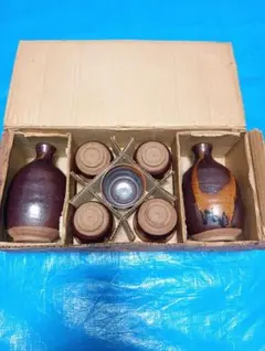 酒器セット 徳利2個 ぐい呑み5個 葉型箸置き4個