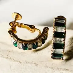 ⑤ ヴィンテージ　エメラルドカラー バゲットカット フープイヤリング ゴールド