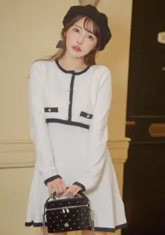 ミシェルマカロン バイカラーニットワンピース　ホワイト