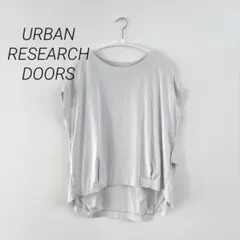 フレンチスリーブバックタックプルオーバー  ドアーズ