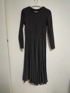 UNIQLO 長袖ニットワンピース S ブラック