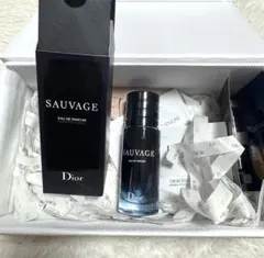 Dior SAUVAGE Eau de Parfum ギフトボックス入り