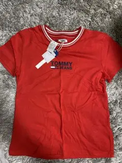新品　TOMMY JEANS レッド Tシャツ XSのサムネイル