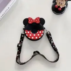 ★新品★ミニーマウス ショルダーバッグ　ポーチ　ポシェット　カメラ