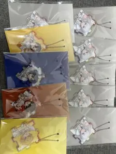 めておら アクリルキーホルダー 10種セット - メルカリ すにすてアクリルキーホルダー 10種セット まとめ売り