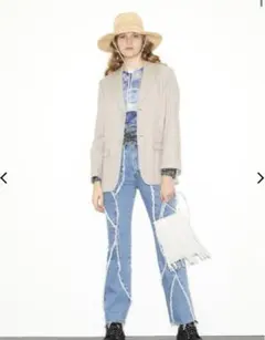 MOUSSY BOXY SPRING ジャケット　ベージュのサムネイル