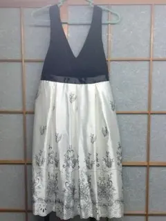 セシルマクビー フォーマルなワンピース Mサイズ