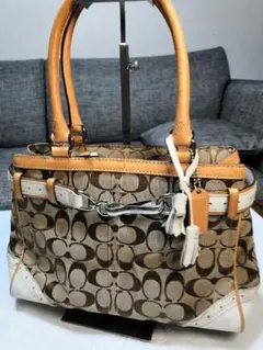 COACH　コーチ　シグナチャー　キャンバス　レザー　ショルダーバック　1447