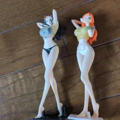 ワンピース ナミ ロビン ビキニフィギュア 2体セット　カラーチェンジ