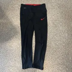 【K1】 NIKE ジャージ パンツ ブラック レッドのサムネイル
