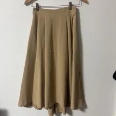 ベージュ フレアスカート ミモレ丈 ウエストゴムのサムネイル