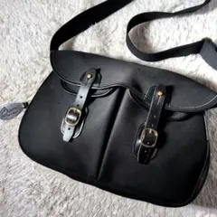 【極美品 ラージサイズ A4◎】ブレディ　アリエルトラウト　ショルダーバッグ　黒のサムネイル
