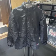 FILA 黒 ジャンパー 古着 フィラ ブランド