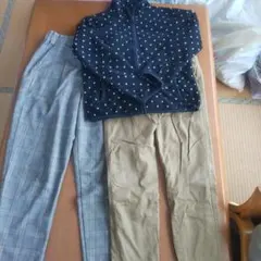 ユニクロ140cm 秋冬上下３点まとめ売り