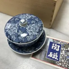 値下げ！陶磁器 蓋付き湯飲み 青花柄 木箱入り5客セット