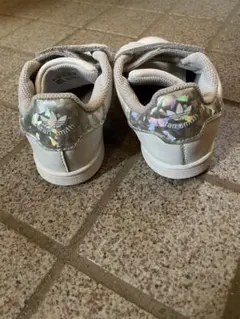 adidas Stan Smith ベルクロスニーカー ホワイト　16