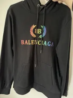 BALENCIAGA レインボーロゴ パーカー ブラックのサムネイル