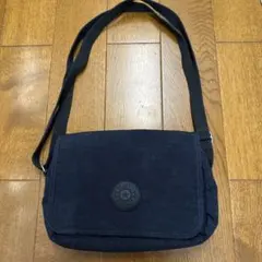 キプリング ショルダーバック