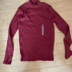 バーガンディ タートルネック Mサイズ 長袖