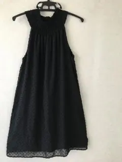 ザラミニワンピースとトップス2着