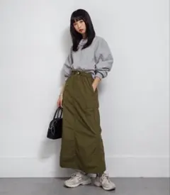 ドロストギャザーカーゴスカートのサムネイル