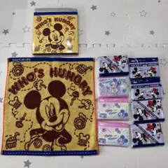ミッキーハンドタオル・ポケットティッシュ