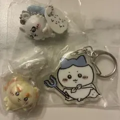 ちいかわ　アクリルキーホルダー 3個セット